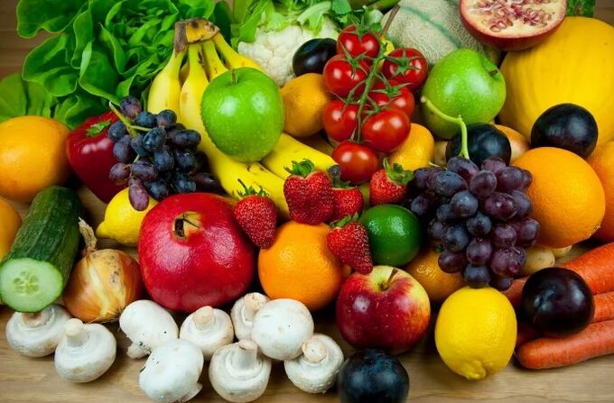 ثمار جديدة مع الخضار والتوت